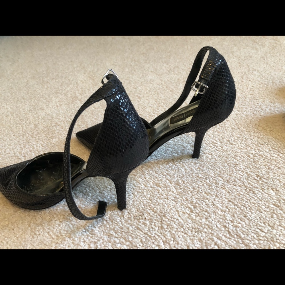 White House Black House, Size 8 Black Heels